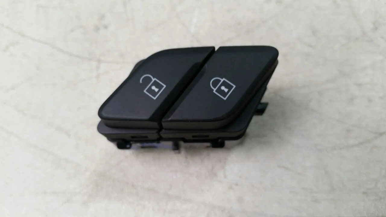 Front Door Switch Lock 2019–2023 Chevrolet Silverado 1500 Pickup / GMC Sierra 1500 Pickup / Chevrolet Silverado 2500 Pickup + 6 more